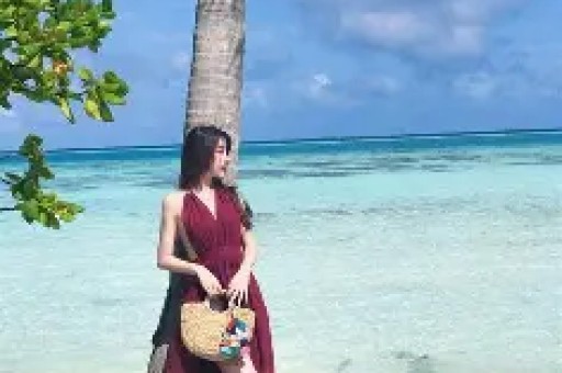 她俩被骂上热搜冤吗？现在好多明星没艺德、没责任感、更没有文化